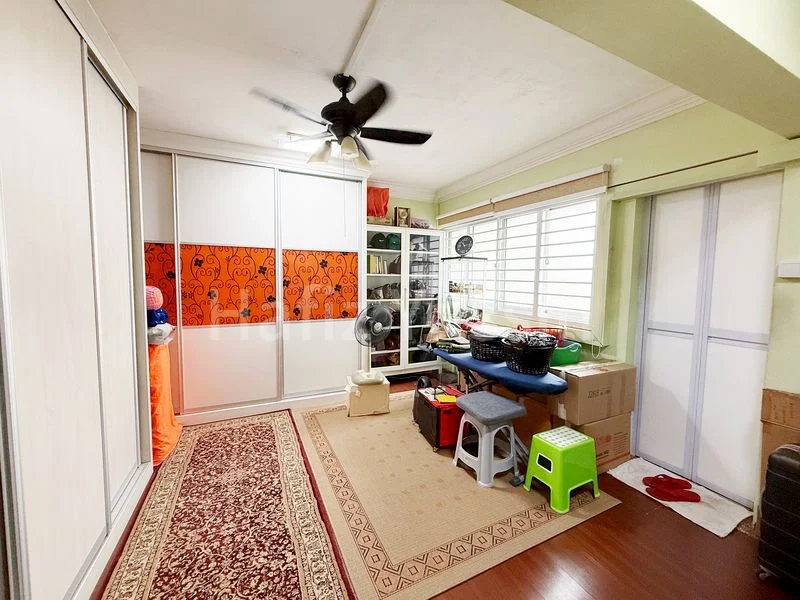 4 Room (4A) HDB for Sale in  441 Jurong West Avenue 1 - Image 8