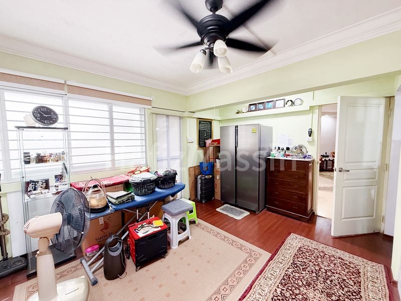 4 Room (4A) HDB for Sale in  441 Jurong West Avenue 1 - Image 9