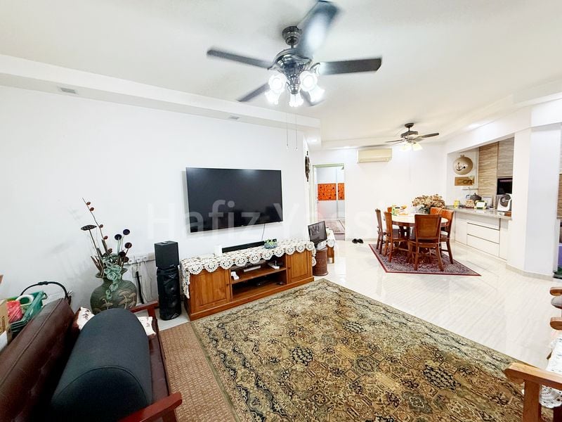 4 Room (4A) HDB for Sale in  441 Jurong West Avenue 1 - Image 3