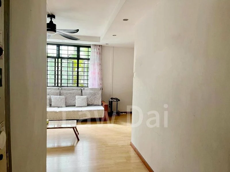 4 Room (4A) HDB for Sale in  579 Woodlands Drive 16 - Image 2