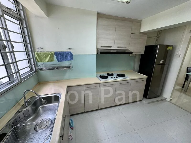 3 Room (3I) HDB for Rent in  157 Lorong 1 Toa Payoh - Image 3