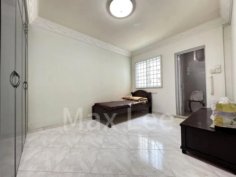3 Room (3A) HDB for Sale in 229 Pending Road - Image 4