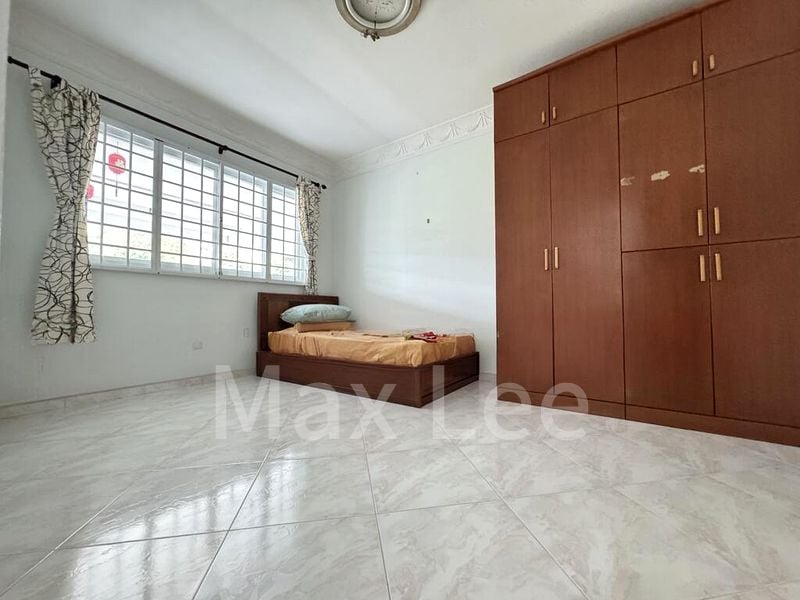 3 Room (3A) HDB for Sale in 229 Pending Road - Image 3