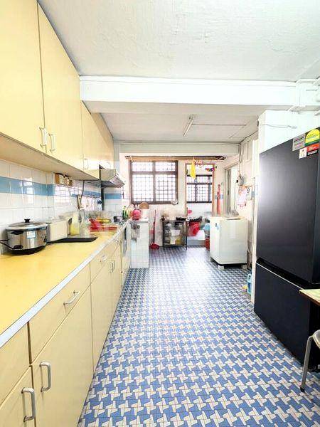 3 Room (3I) HDB for Sale in  17 Lorong 7 Toa Payoh - Image 3