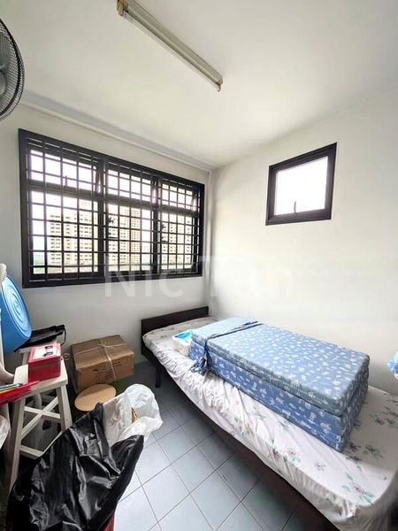3 Room (3I) HDB for Sale in  17 Lorong 7 Toa Payoh - Image 4