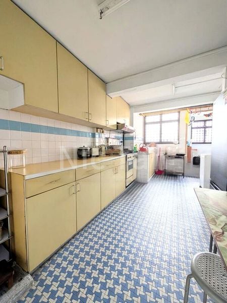 3 Room (3I) HDB for Sale in  17 Lorong 7 Toa Payoh - Image 2