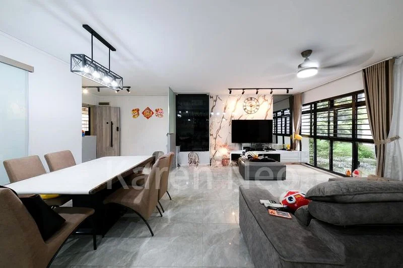 5 Room (5I) HDB for Sale in  203C Compassvale Road - Image 1