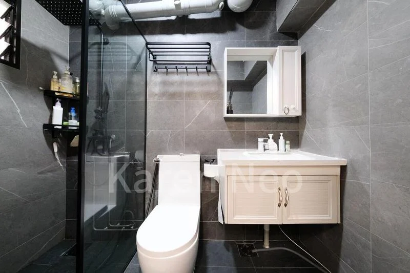 5 Room (5I) HDB for Sale in  203C Compassvale Road - Image 4