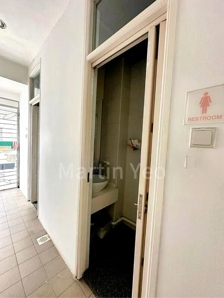 Office for Rent: 72A Tras Street - Image 3