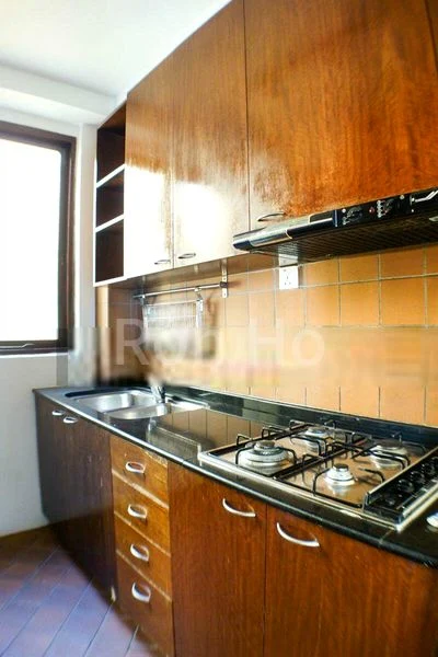 1 Bed Walk-up Apartment (Condo) for Rent in  Blair Plain Conservation Area - Image 5