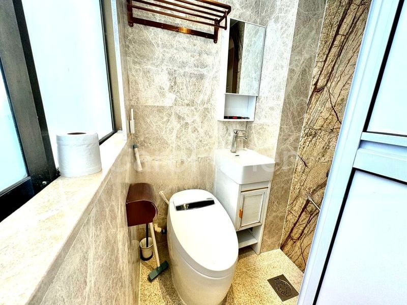 Office for Sale: Boon Sing Building - Image 5