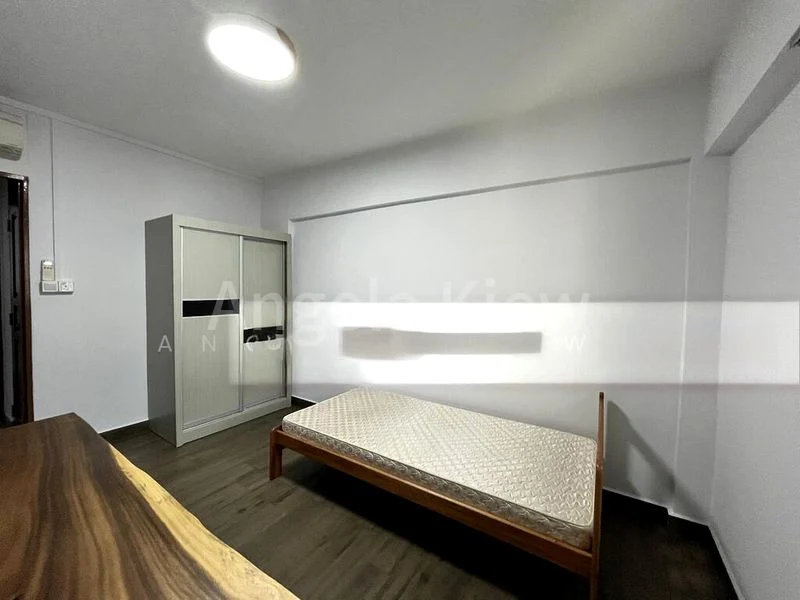 Common Room (HDB) for Rent in  154 Hougang Street 11 - Image 4