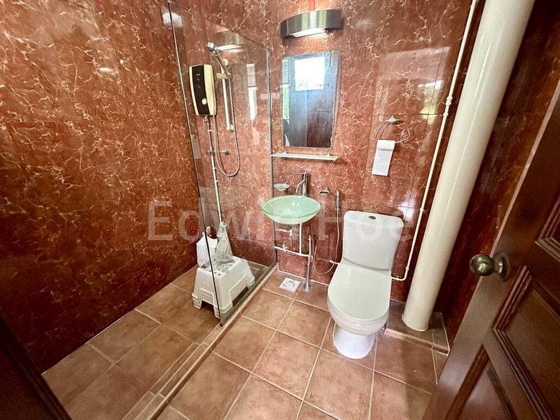 Maisonette HDB for Rent in  535 Bukit Batok Street 52 - Image 1