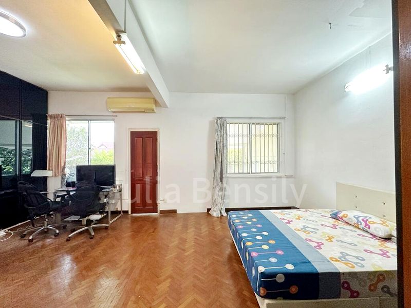 4 Bed Semi-Detached House (Landed) for Rent in  Nanyang Park - Image 10