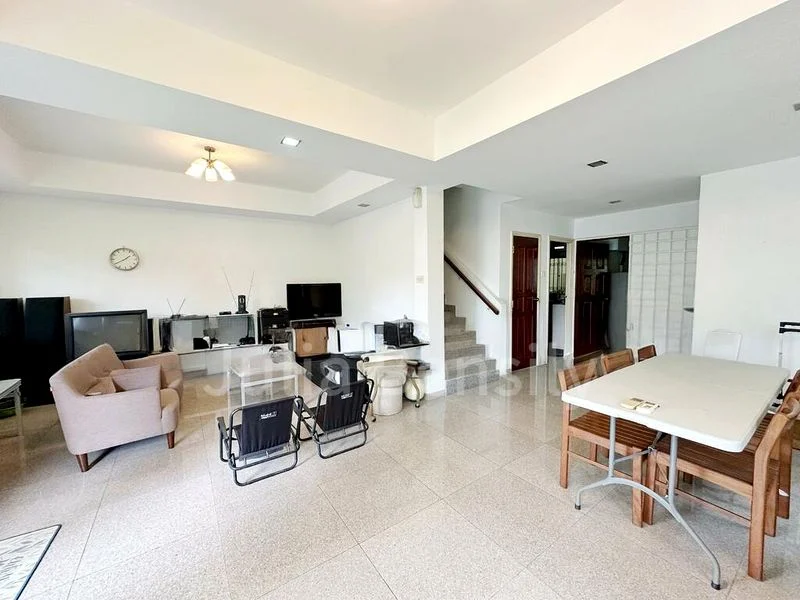 4 Bed Semi-Detached House (Landed) for Rent in  Nanyang Park - Image 8