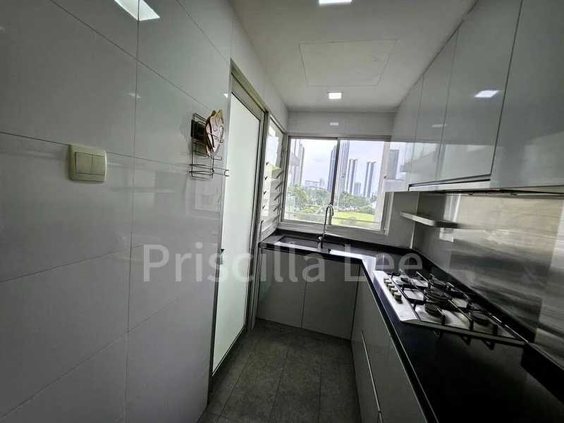 Room (Condo) for Rent in  The Parc Condominium - Image 2
