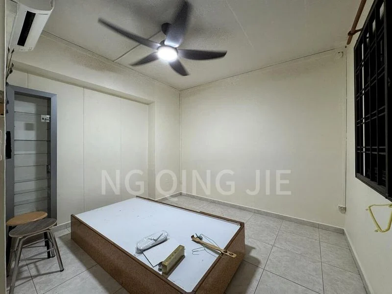 5 Room (5A) HDB for Rent in  109 Rivervale Walk - Image 5