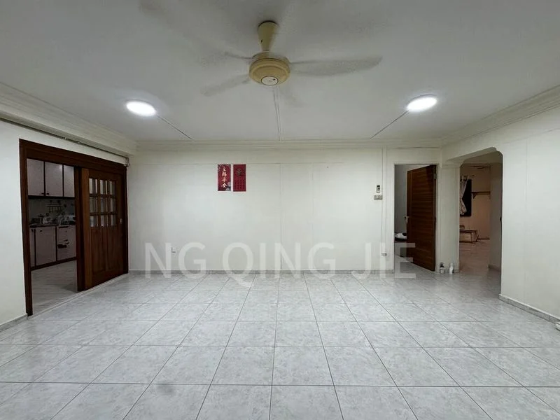 5 Room (5A) HDB for Rent in  109 Rivervale Walk - Image 1
