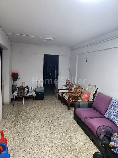 3 Room (3NG) HDB for Sale in 819 Tampines Street 81 - Image 1
