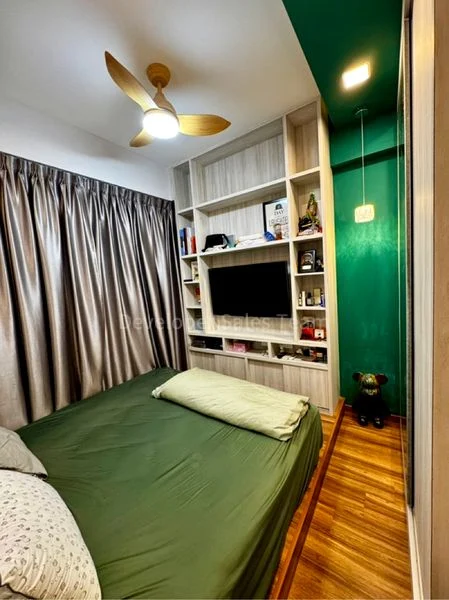 2 Bed Executive Condo for Sale in  Watercolours - Image 8