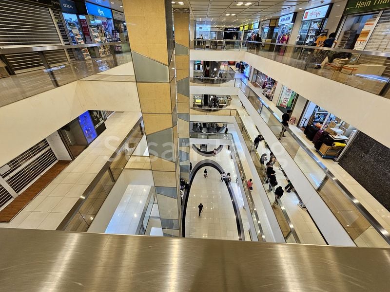 Mall Shop for Rent in Peninsula Plaza - Image 3