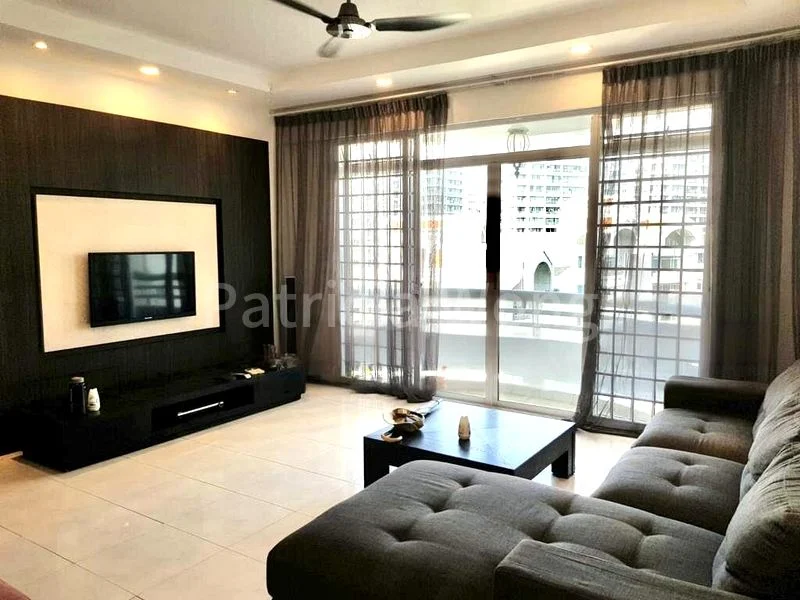 3 Bed Condo for Sale in  Elias Green - Image 1