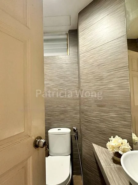 3 Bed Condo for Sale in  Elias Green - Image 3