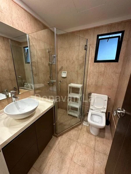 Room (Condo) for Rent in  The Parc Condominium - Image 4