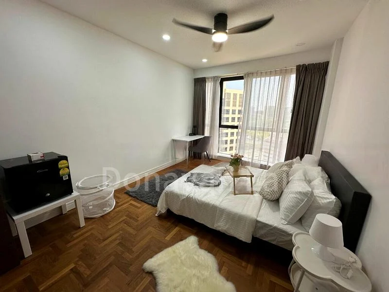 Room (Condo) for Rent in  The Parc Condominium - Image 1