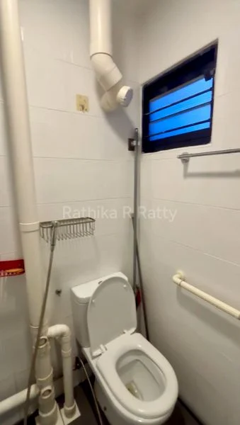 Common Room (HDB) for Rent in  229 Ang Mo Kio Avenue 3 - Image 6