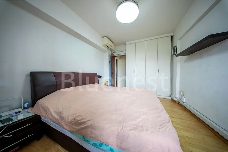 5 Room (5I) HDB for Sale in 290A Compassvale Crescent - Image 5