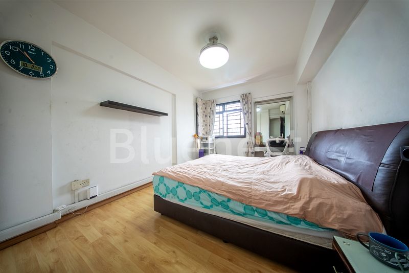 5 Room (5I) HDB for Sale in 290A Compassvale Crescent - Image 6