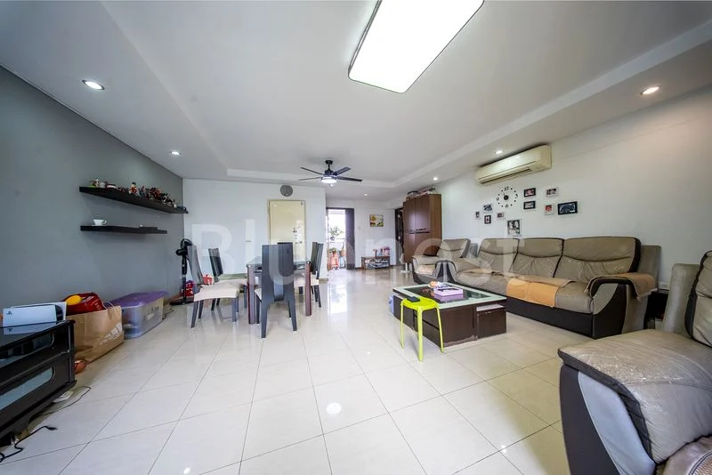 5 Room (5I) HDB for Sale in 290A Compassvale Crescent - Image 3