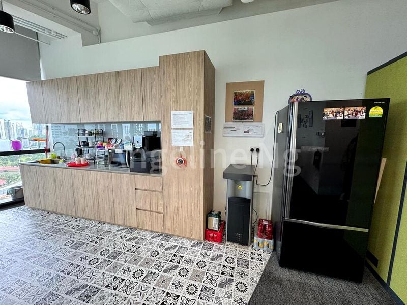 Office for Rent: Woods Square - Image 1