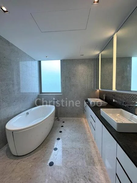 4 Bed Condo for Rent in  Draycott Eight - Image 3