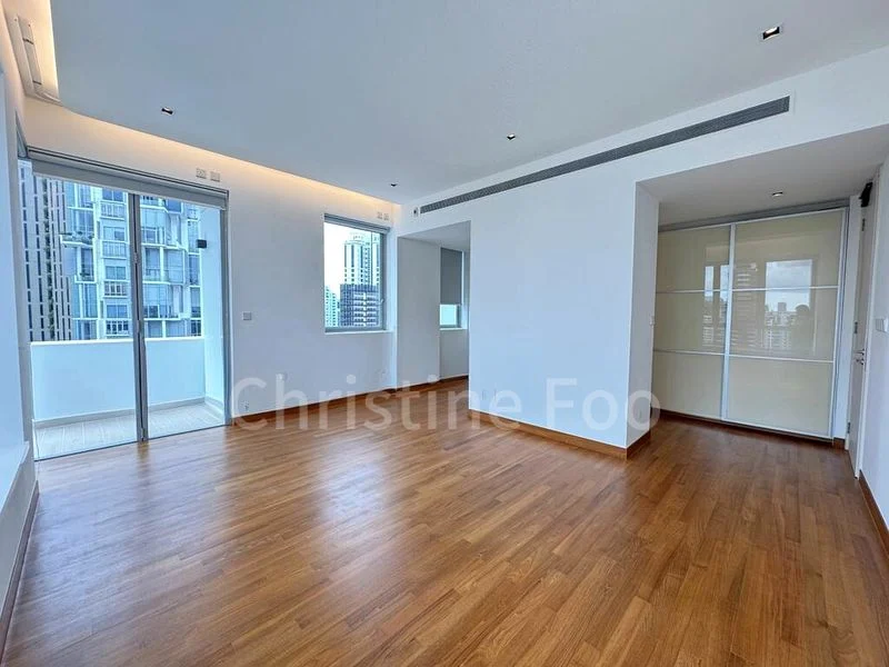 4 Bed Condo for Rent in  Draycott Eight - Image 5