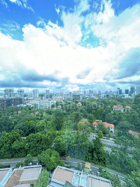 4 Bed Condo for Rent in  Draycott Eight - Image 12