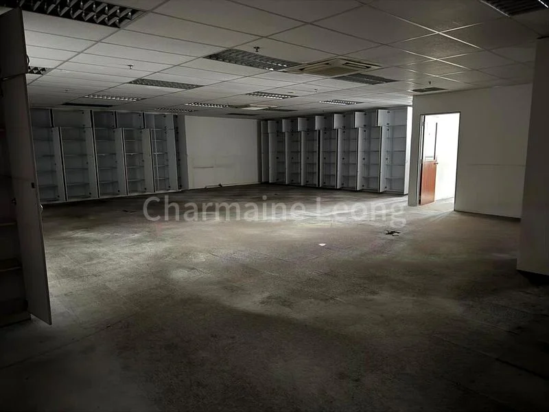 Light Industrial (B1) for Rent: SIS Building - Image 10