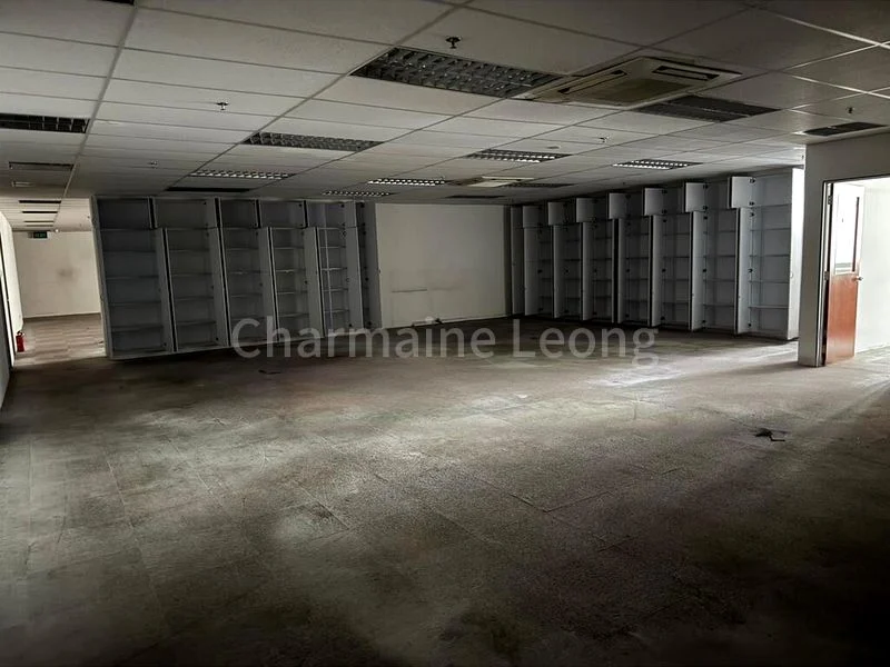 Light Industrial (B1) for Rent: SIS Building - Image 6