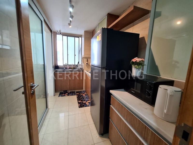 Common Room (Condo) for Rent in  The Lakeshore - Image 9