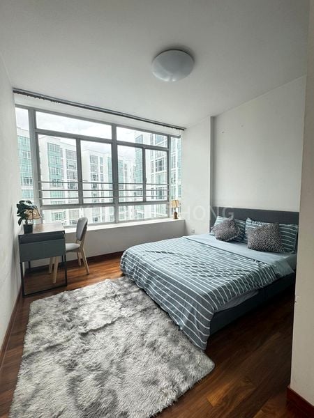 Common Room (Condo) for Rent in  The Lakeshore - Image 3