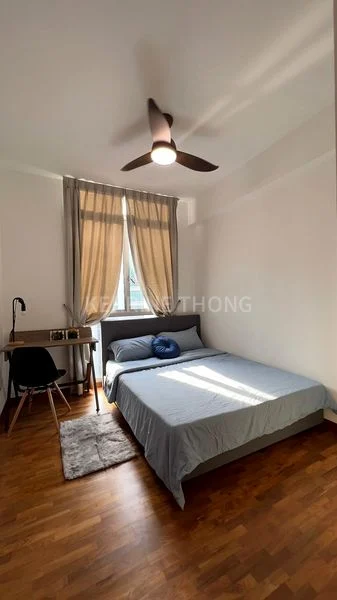 Common Room (Condo) for Rent in  The Lakeshore - Image 4