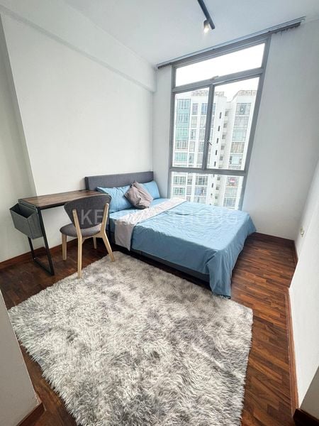 Common Room (Condo) for Rent in  The Lakeshore - Image 1