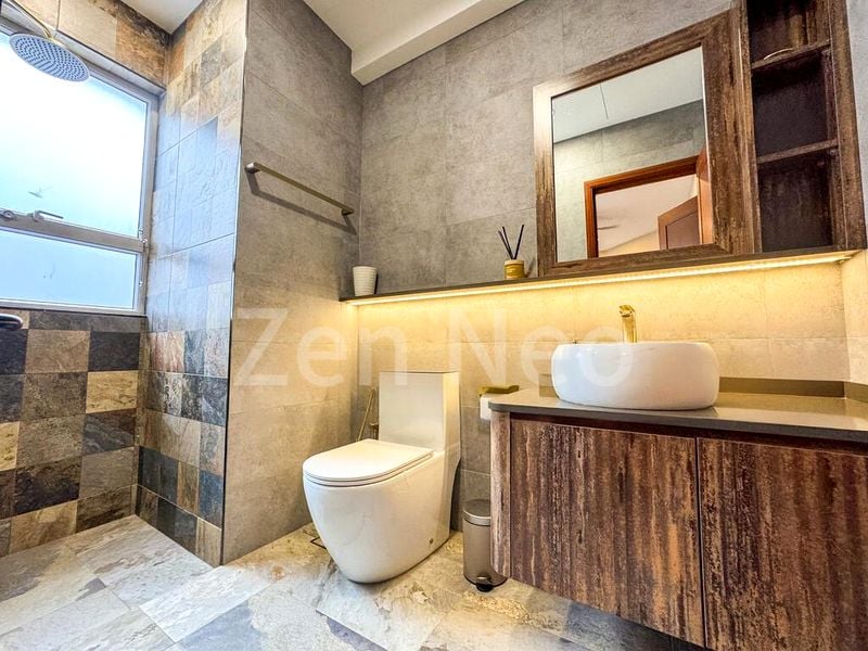 4 Bed Condo for Rent in The Bayshore - Image 2