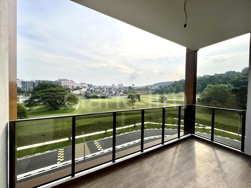 2 Bed Condo for Sale in  Midwood - Image 7