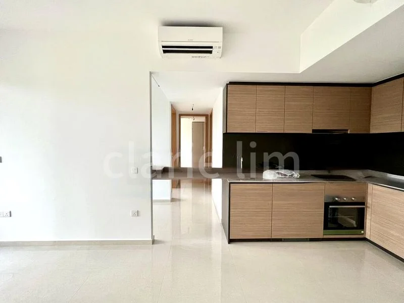 2 Bed Condo for Sale in  Midwood - Image 2