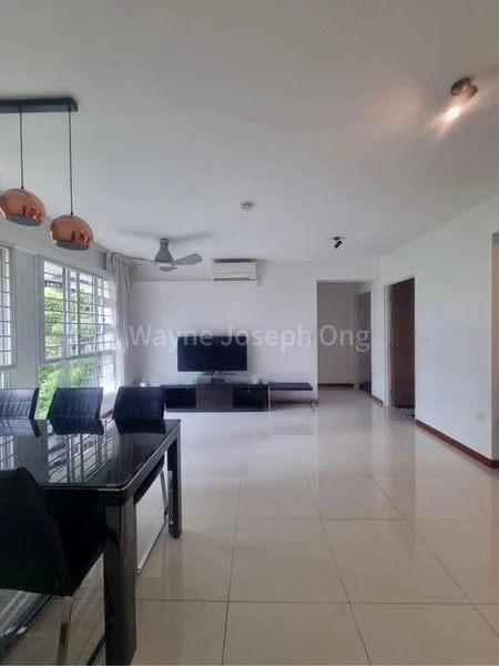 4 Room (4A) HDB for Sale in 43A Margaret Drive - Image 2