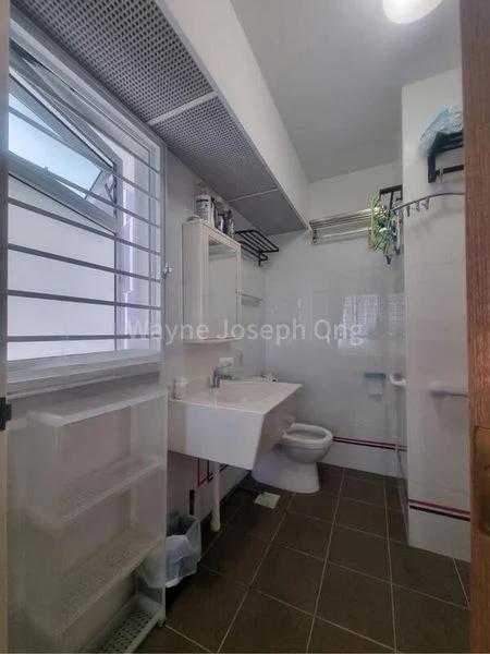 4 Room (4A) HDB for Sale in 43A Margaret Drive - Image 7