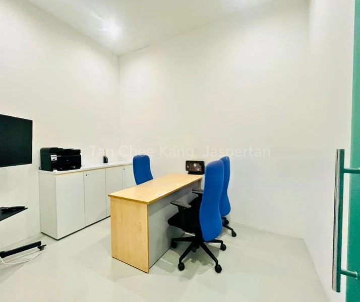 Light Industrial (B1) for Sale: UB. One, 1, 2 & 3 Storey Industrial Properties, 1-9 Urunga Boulevard, Berkeley Vale - Image 4