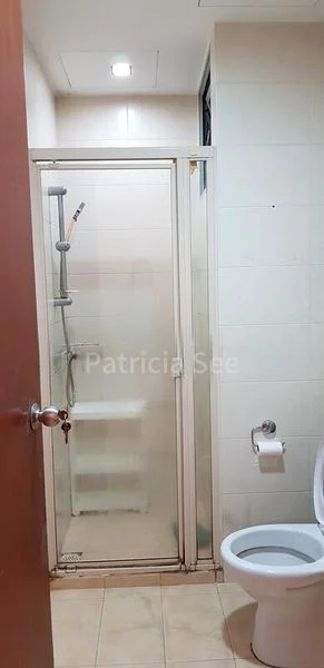 3 Bed Executive Condo for Rent in  Whitewater - Image 1